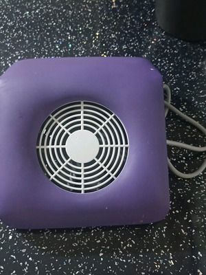Nail Dust Collector 23watt used with minor signs of wear
