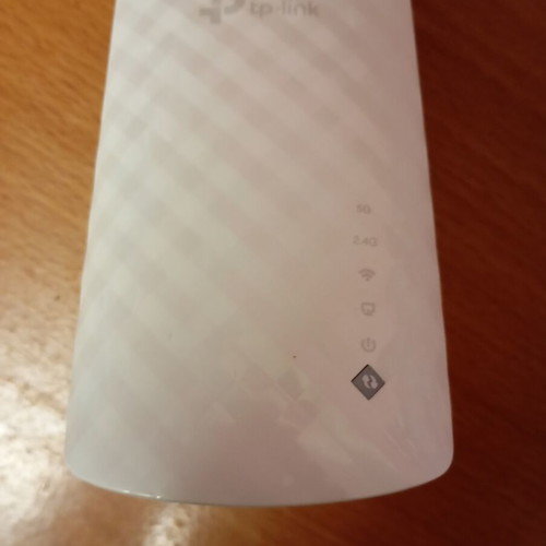 Tplink WiFi range extender used, good working condition