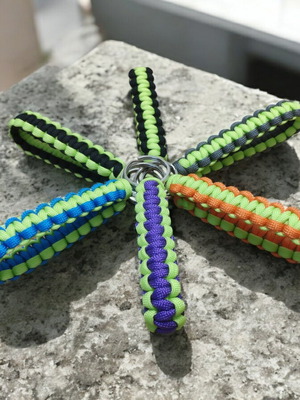 paracord keychain