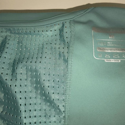 GymBeam Mid Compression Long Sleeve Shirt size M turquoise like new