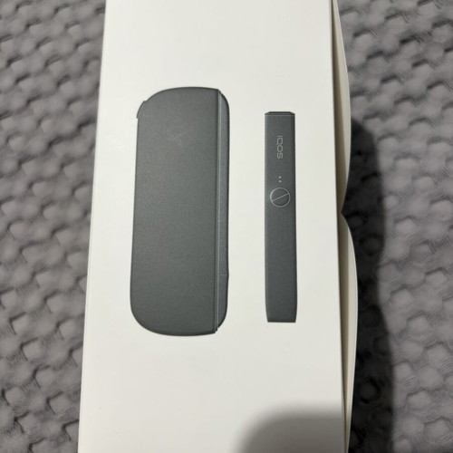 Iqos Iluma e-cigarette new and sealed