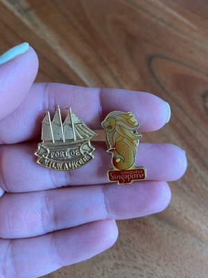 Παλιά συλλεκτικά pins μεταχειρισμένα, αναμνηστικές καρφίτσες