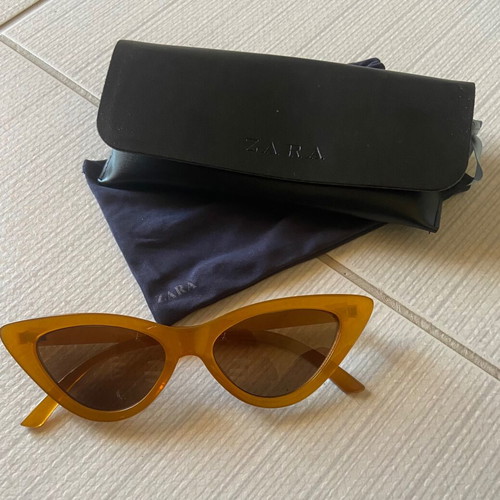 Zara cat eye sunglasses like new with brown lens and horn frame