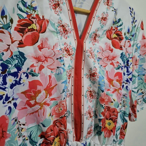 Floral dress Shein new, white multicolor, size S
