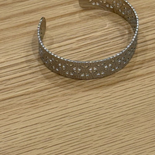 Steel bracelet silver new with intricate design