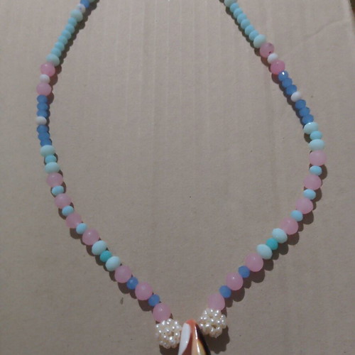 Necklace with natural shell and mineral stones, new