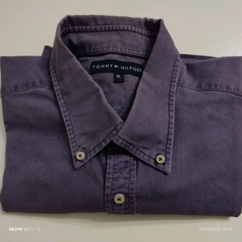 Tommy Hilfiger XLarge shirt like new, blue-purple washed finish