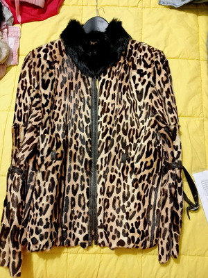 Leather jacket like new, excellent condition, size M