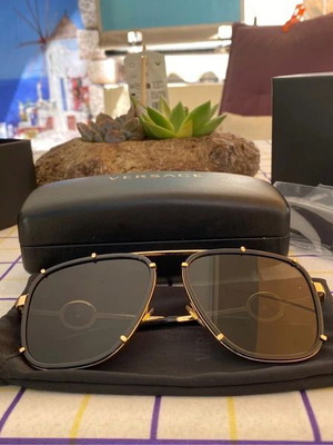 Versace VE 2233 Unisex Sunglasses new, black gold aviator