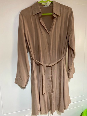 Μπεζ shirt dress με ζώνη σαν καινούργιο, μέγεθος XL/2XL
