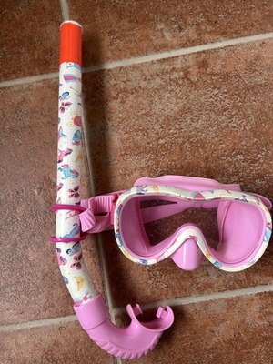 Children's sea mask and snorkel used, girls' design
