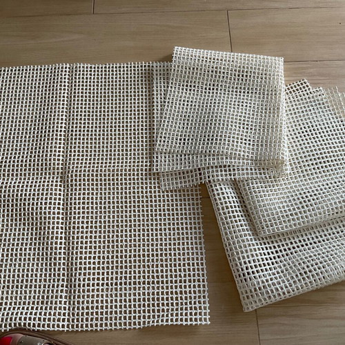 Set of 4 non-slip mats for bathroom, new, 50x53 cm