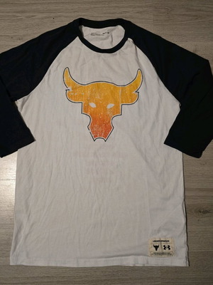 Under Armour Rock T-shirt size S like new, white