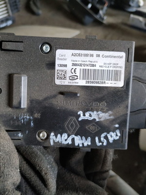 Card reader and key for Renault Megan 2015 Start/Stop used, 285909828R