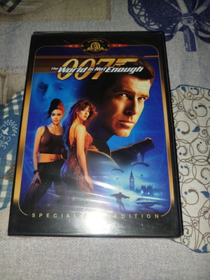 James Bond The World Is Not Enough DVD new, Special 007 Edition