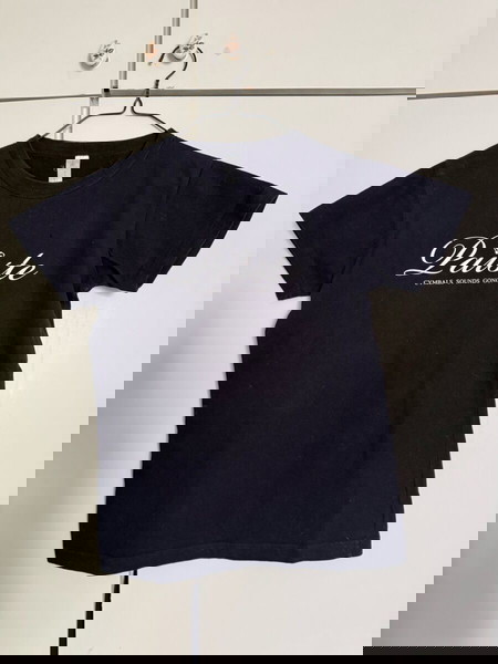 Γυναικείο T-shirt Paiste (M) – Μαύρο με λογότυπο – Μικρό ελάττωμα