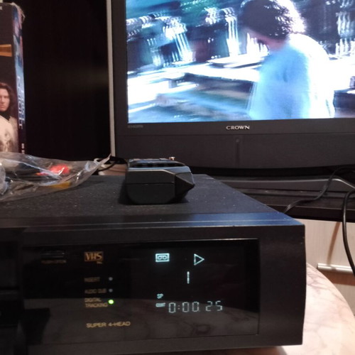 Panasonic NV-J35B VCR like new with remote and cables
