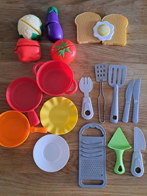 Kitchen playset toys used, pack of 20 pieces