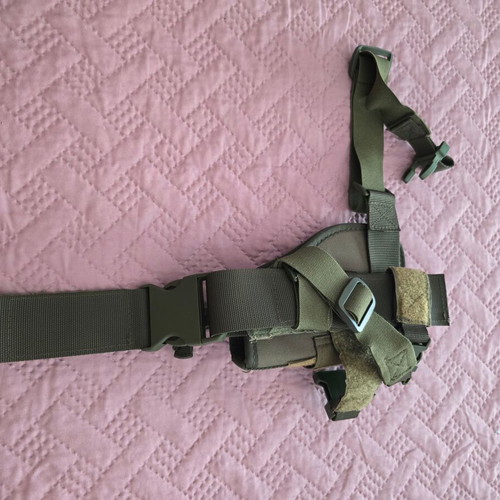 Thigh gun holster for airsoft and military use