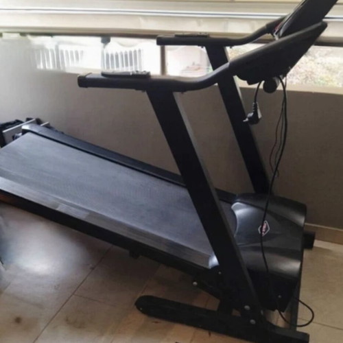 Treadmill used, multifunctional with electric incline and LCD screen