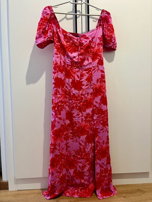 Mohito long dress with side slit like new, red and pink, size S