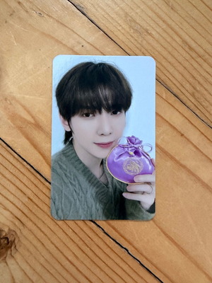 Ateez Yeosang The World EP Fin Minirecord Kpop photo card