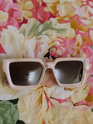 Sunglasses, beige and gold frame