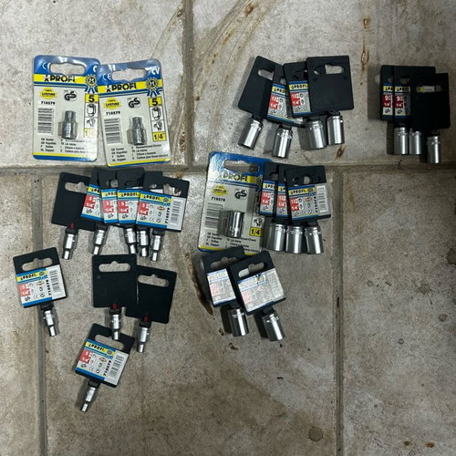 Socket wrenches 3/8 and 1/4 new in various sizes