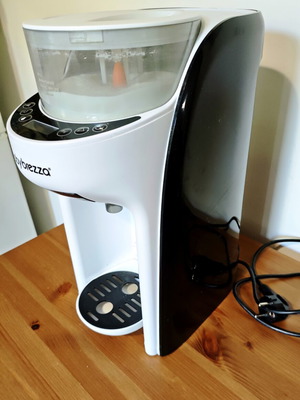 Baby Brezza automatic formula maker like new with box and accessories