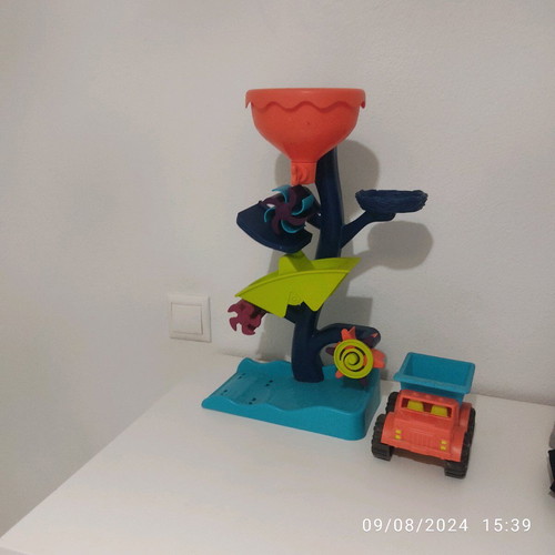 B toys Water Mill like new with truck