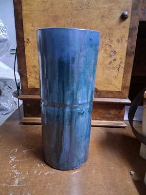 Vintage vase 27 centimeters like new
