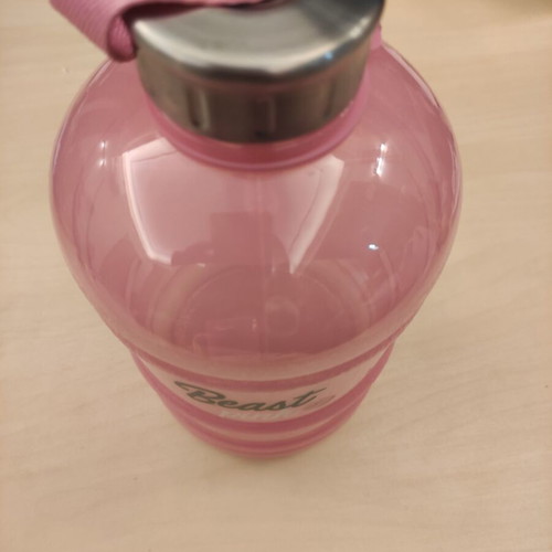 Water container 1.89 liters pink new