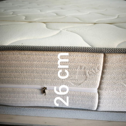 Foldable wall bed with mattress and support system, like new