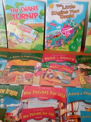 English Children's Books New, Set of 12 with CDs