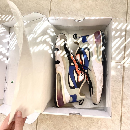 Nike Air Max 270 React athletic shoes size 40, excellent condition with sole wear