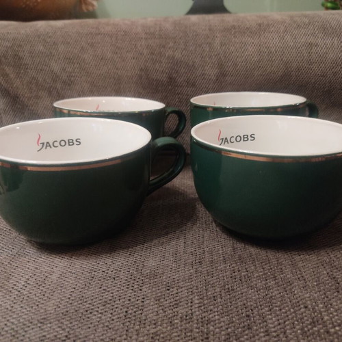 Jacobs breakfast bowls and mugs set of 4 used, green with gold trim