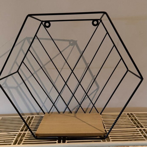 Wall shelves like new, set of 3 with hexagonal design