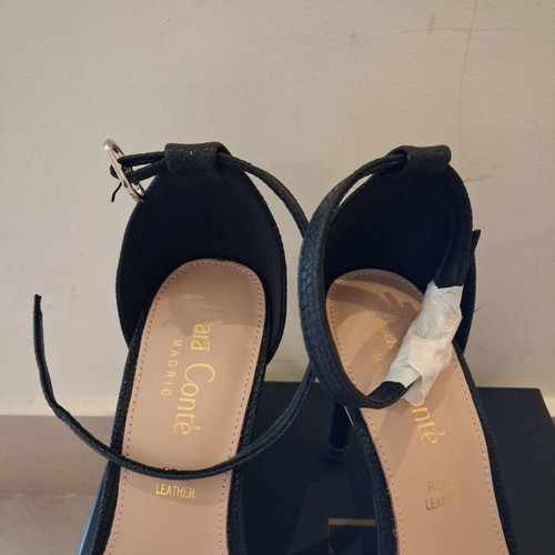 Lara Conte Madrid leather sandals new, black, heel height 8 cm, size 37