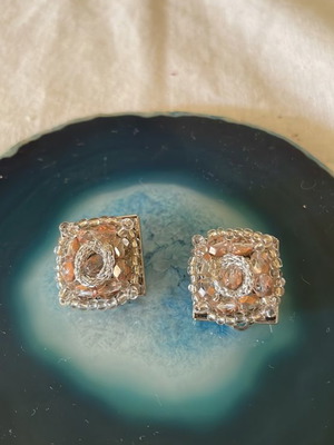 Square earrings used with clips