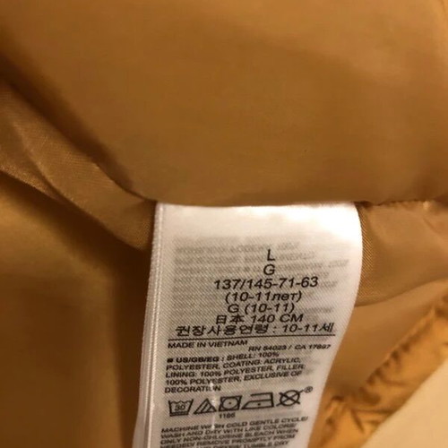 Gap sleeveless jacket for boys like new, size 134 cm