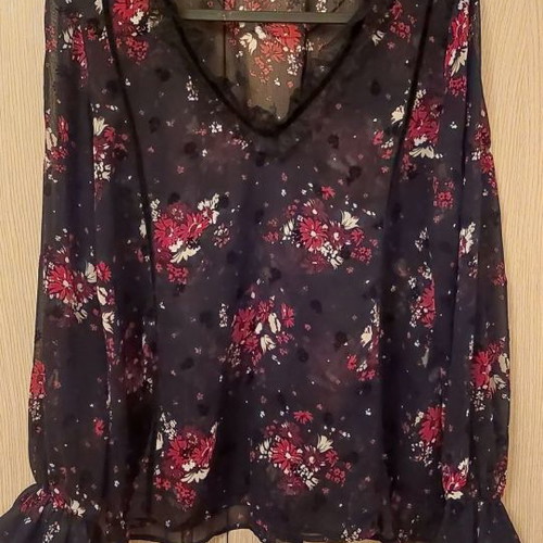 Zara semi-transparent top with ruffles on sleeve like new, black