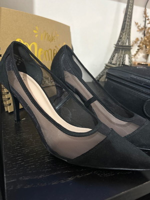 Jenny Fairy pumps like new, black, medium heel, size 40