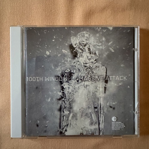 Massive Attack 100th Window CD like new, rock