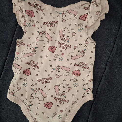 Baby girl bodysuits used, 0-3 months, unicorn & princess designs