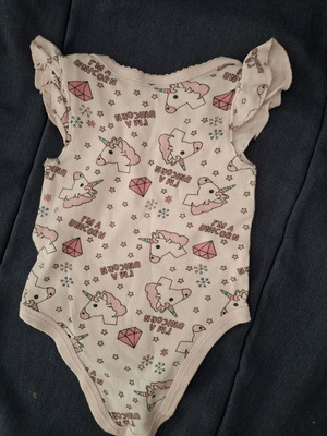 Baby girl bodysuits used, 0-3 months, unicorn & princess designs