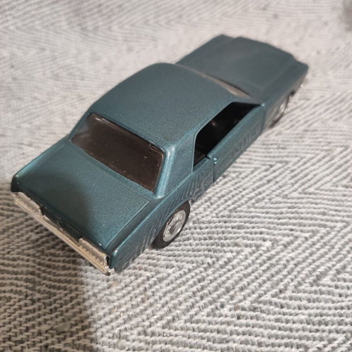 Ford Mustang 1965 metal miniature used