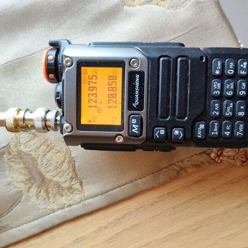 Air Band Qwansheng like new with filter and antennas
