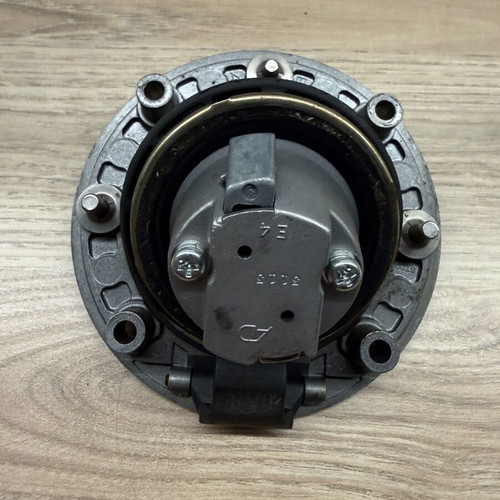 Suzuki GSXR genuine fuel tank cap with key