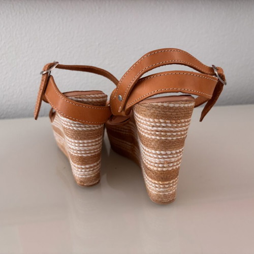 Women's leather platform espadrilles size 38 used camel tan