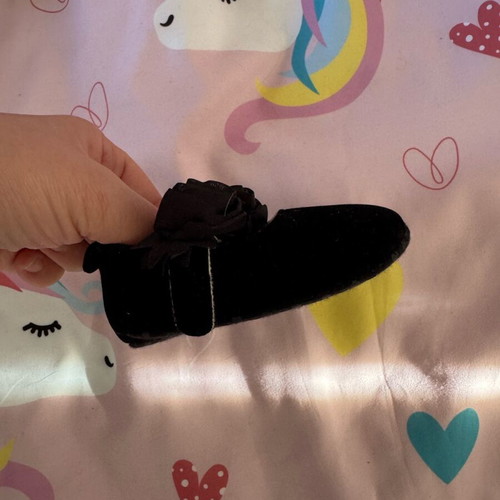 Baby shoes new for 3-6 months
